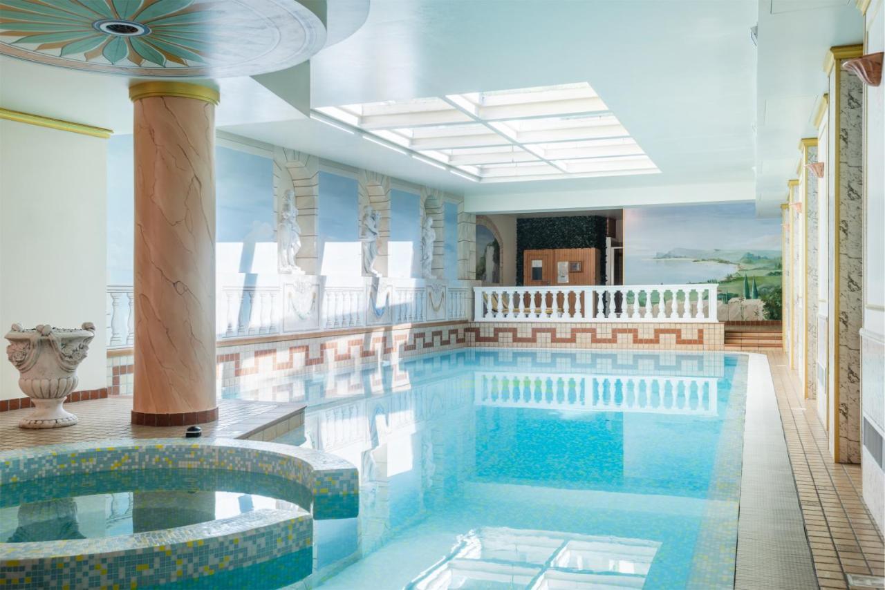 Hotel Splendid Palace リモーネ・スル・ガルダ エクステリア 写真