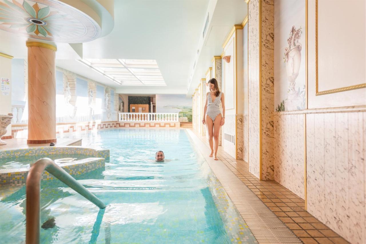 Hotel Splendid Palace リモーネ・スル・ガルダ エクステリア 写真